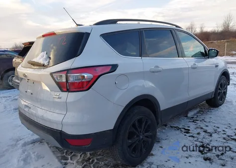 2018 Ford Escape Se из США, поврежденный, VIN 1FMCU9GD4JUD05957